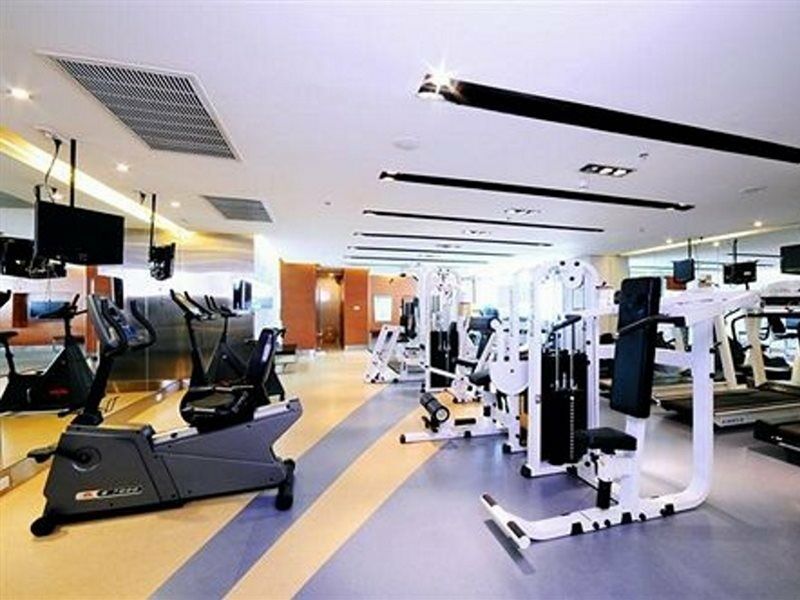 Centre Point Plus Hotel Silom - Newly Renovated Hotel